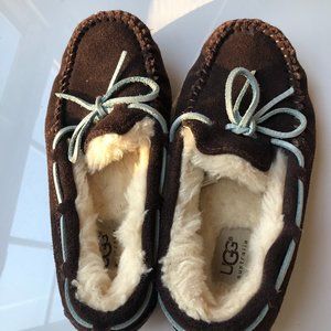 UGG Loafer size 1